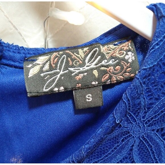 J Glee Women Small Dress Midi Short Fit Flare Vibrant Lace Overlay Semi Formal - Picture 4 of 7